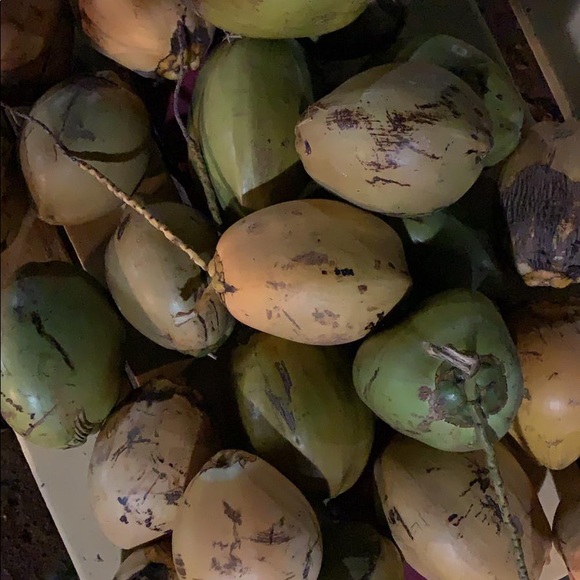 Meet your Posher, Sarah - Picture 1 of 1